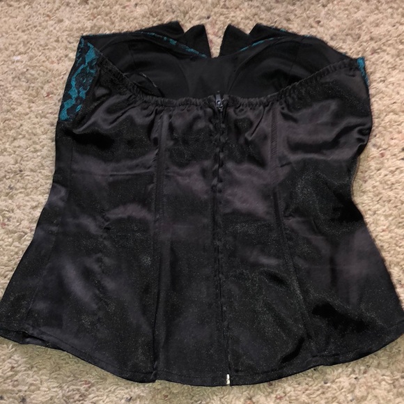 Black and blue corset style top - Picture 3 of 3